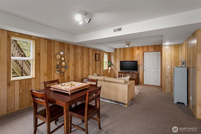 6091 Wilson Creek Road SE, Port Orchard, WA 98367