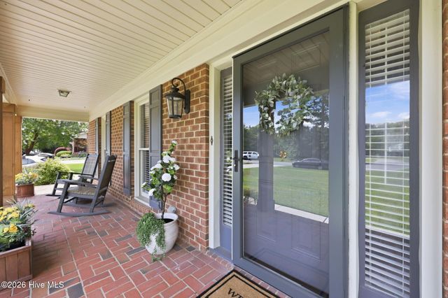113 Essex Drive, Winterville, NC 28590