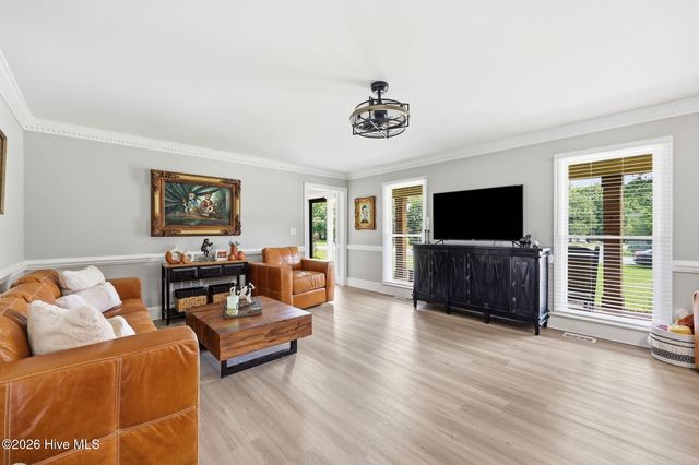 113 Essex Drive, Winterville, NC 28590