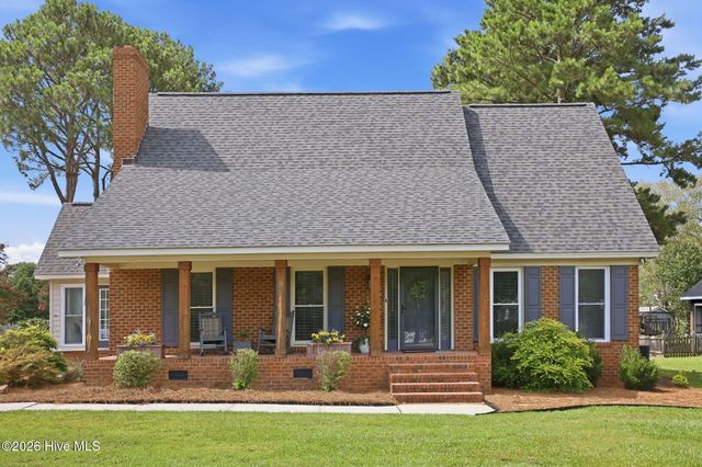 113 Essex Drive, Winterville, NC 28590