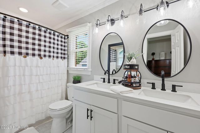 113 Essex Drive, Winterville, NC 28590