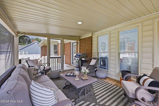 113 Essex Drive, Winterville, NC 28590