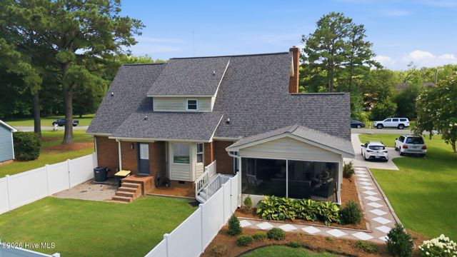 113 Essex Drive, Winterville, NC 28590