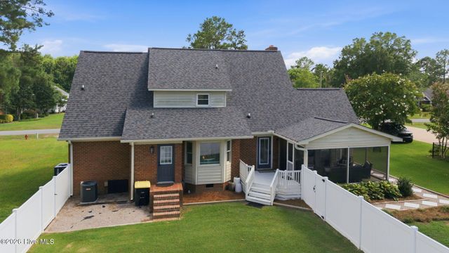 113 Essex Drive, Winterville, NC 28590