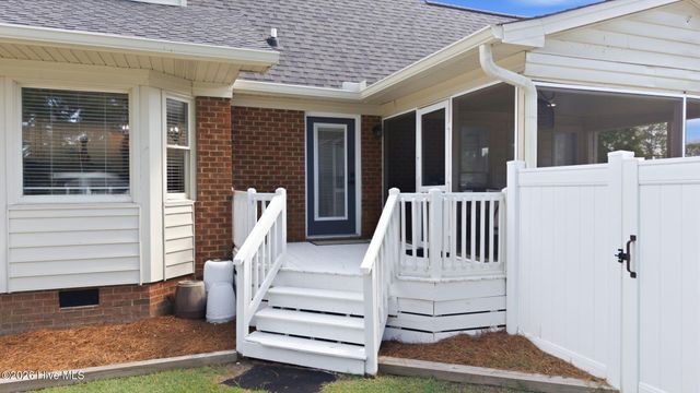 113 Essex Drive, Winterville, NC 28590