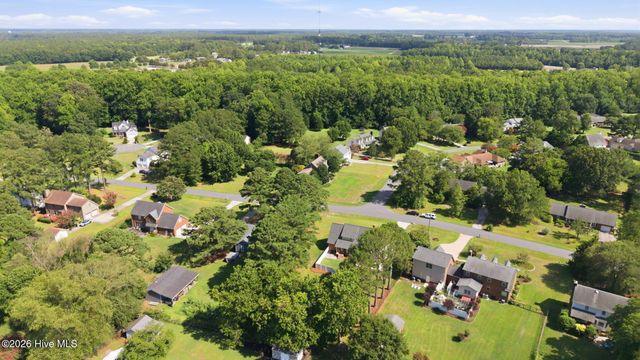 113 Essex Drive, Winterville, NC 28590
