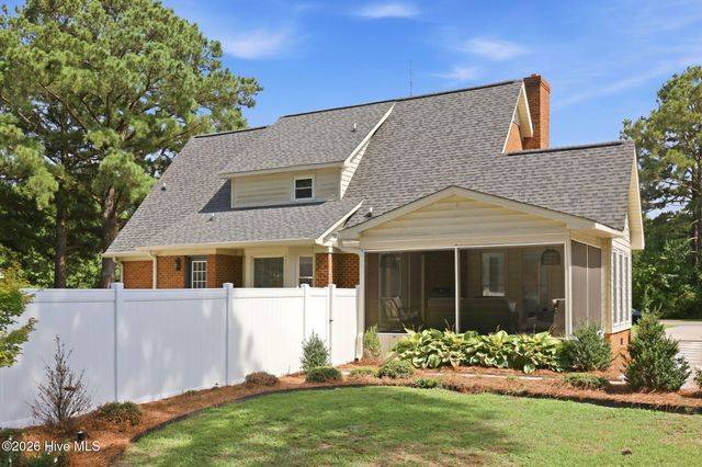 113 Essex Drive, Winterville, NC 28590