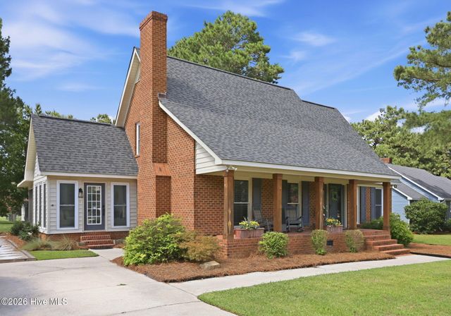 113 Essex Drive, Winterville, NC 28590