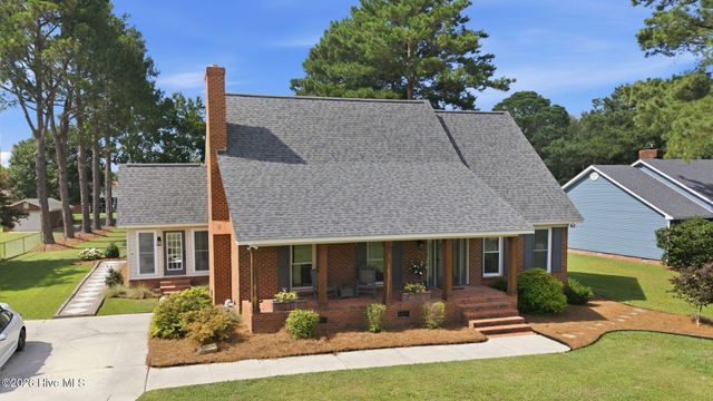 113 Essex Drive, Winterville, NC 28590