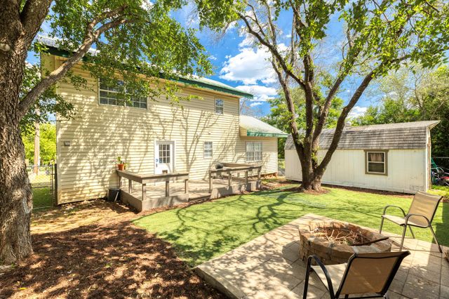 11004 Elm ST, Jonestown, TX 78645