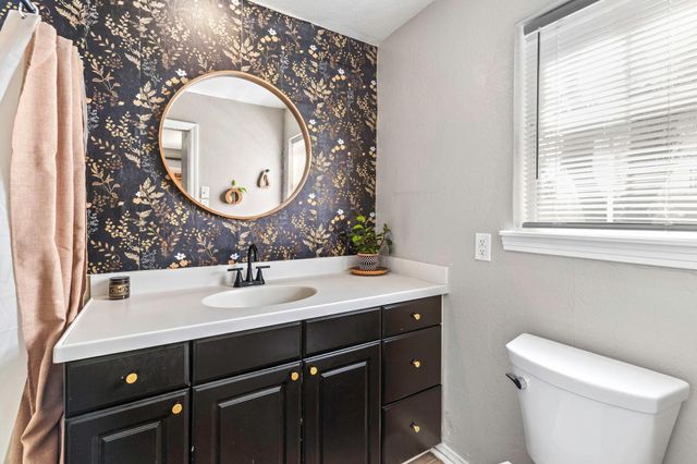 11004 Elm ST, Jonestown, TX 78645