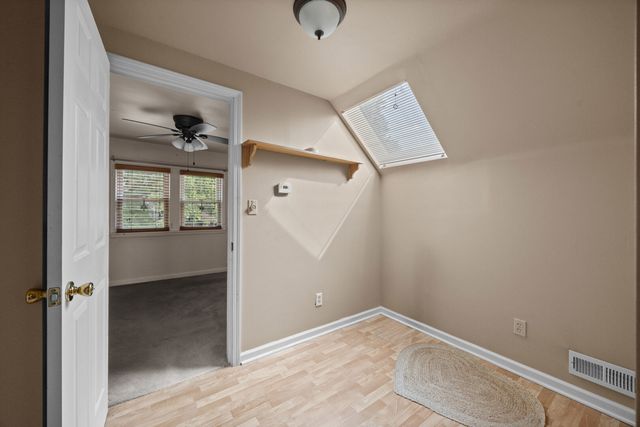 4865 W CORNELIA Avenue, Chicago, IL 60641
