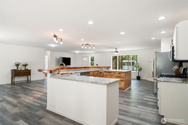 291 SE Home Port Lane, Shelton, WA 98584