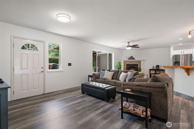 291 SE Home Port Lane, Shelton, WA 98584