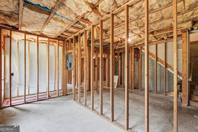 134 Lynnfield Circle SE, Lawrenceville, GA 30045