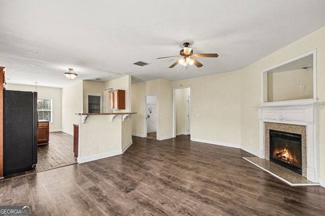 134 Lynnfield Circle SE, Lawrenceville, GA 30045