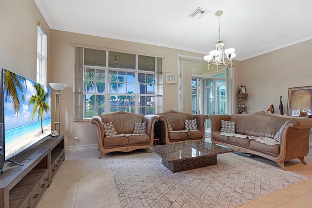 8285 NW 105th Lane, Parkland, FL 33076