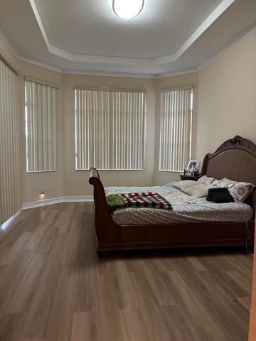 8285 NW 105th Lane, Parkland, FL 33076