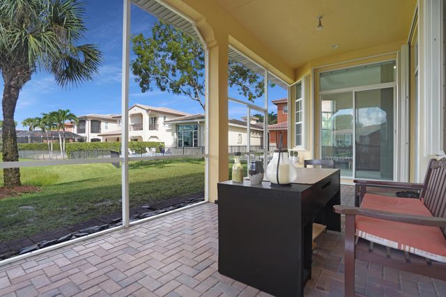 8285 NW 105th Lane, Parkland, FL 33076