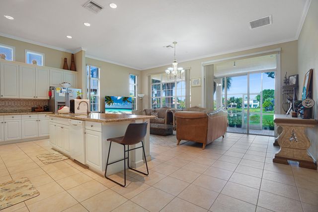 8285 NW 105th Lane, Parkland, FL 33076