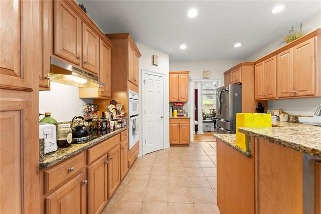 393 Brookwood Drive, Lavonia, GA 30553