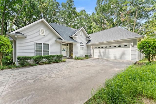 393 Brookwood Drive, Lavonia, GA 30553