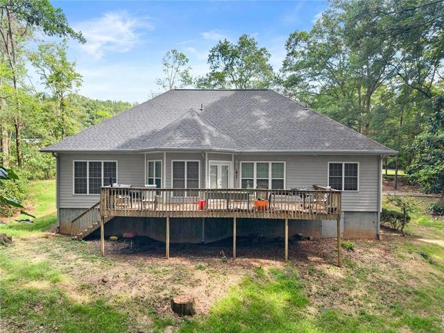 393 Brookwood Drive, Lavonia, GA 30553