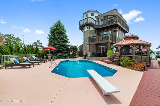 54 Cedar Island Drive, Brick, NJ 08723