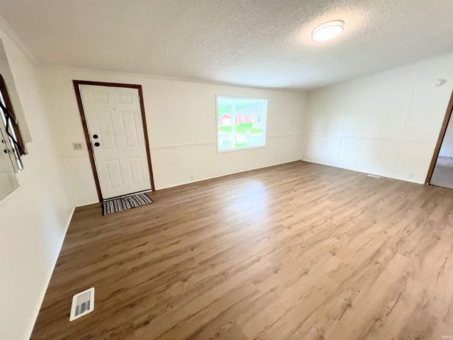 507 S Main Street, Fort Branch, IN 47648