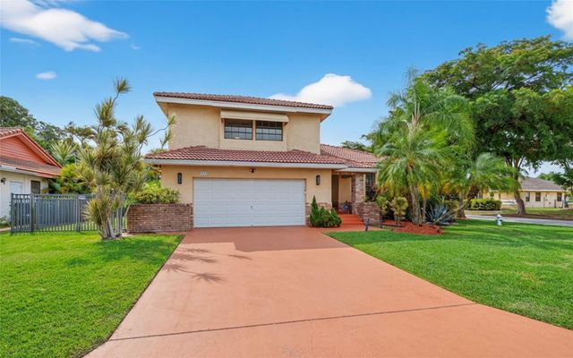 5613 NW 64th Terrace, Coral Springs, FL 33067