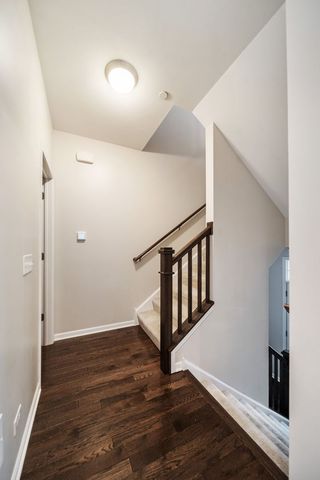 775 Lee Street, Des Plaines, IL 60016