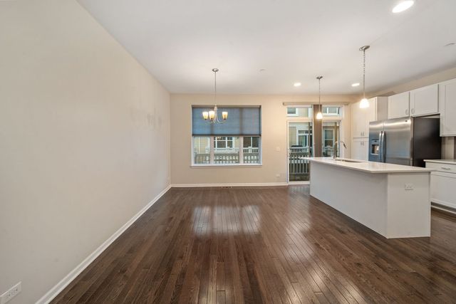 775 Lee Street, Des Plaines, IL 60016