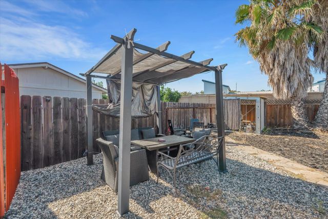 1335 Morning Dew Pl, Stockton, CA 95210