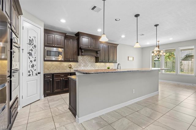 27506 Windcrest Key Lane, Fulshear, TX 77441