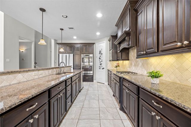 27506 Windcrest Key Lane, Fulshear, TX 77441