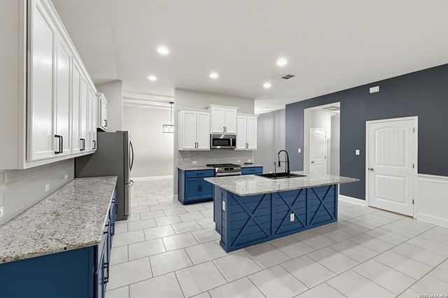 8530 Briscoe Fields, San Antonio, TX 78254