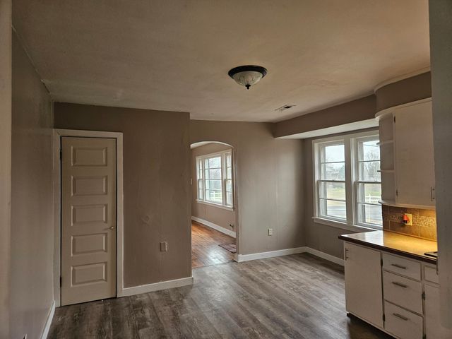 427 N Mcmillan Avenue, Mountain Grove, MO 65711