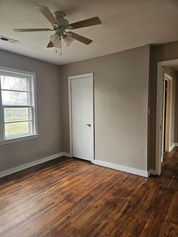 427 N Mcmillan Avenue, Mountain Grove, MO 65711