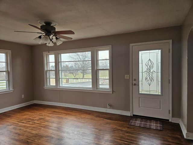 427 N Mcmillan Avenue, Mountain Grove, MO 65711