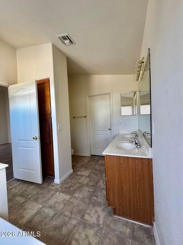 9334 E PLANA Avenue, Mesa, AZ 85212