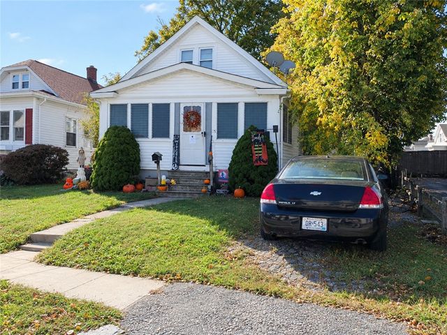 15 Baldwin Street, East Providence, RI 02914