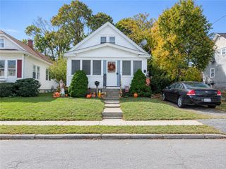 15 Baldwin Street, East Providence, RI 02914