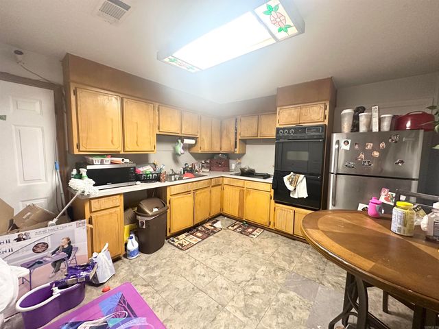 11 School St., Pine Bluff, AR 71602