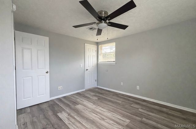 106 White Oak Drive, Prattville, AL 36067