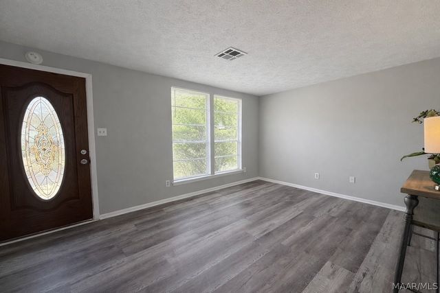 106 White Oak Drive, Prattville, AL 36067