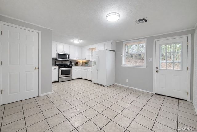 106 White Oak Drive, Prattville, AL 36067