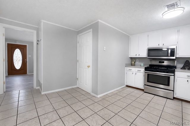 106 White Oak Drive, Prattville, AL 36067