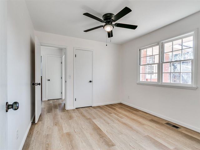 2720 Northampton Place, The Village, OK 73120