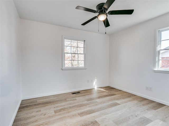 2720 Northampton Place, The Village, OK 73120