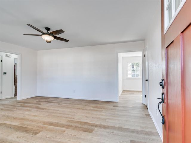 2720 Northampton Place, The Village, OK 73120